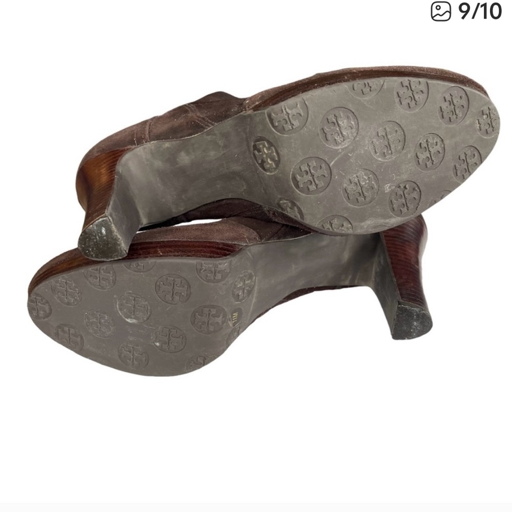 Tory Burch Melrose Chocolate Suede Heel Ankle Boots W/Gold Buckle Size 11 - Picture 8 of 9
